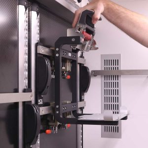 kfz-halterung-en-1789-fuer-mindray-defibrillator-d60-mit-magnetsteckerhalterung